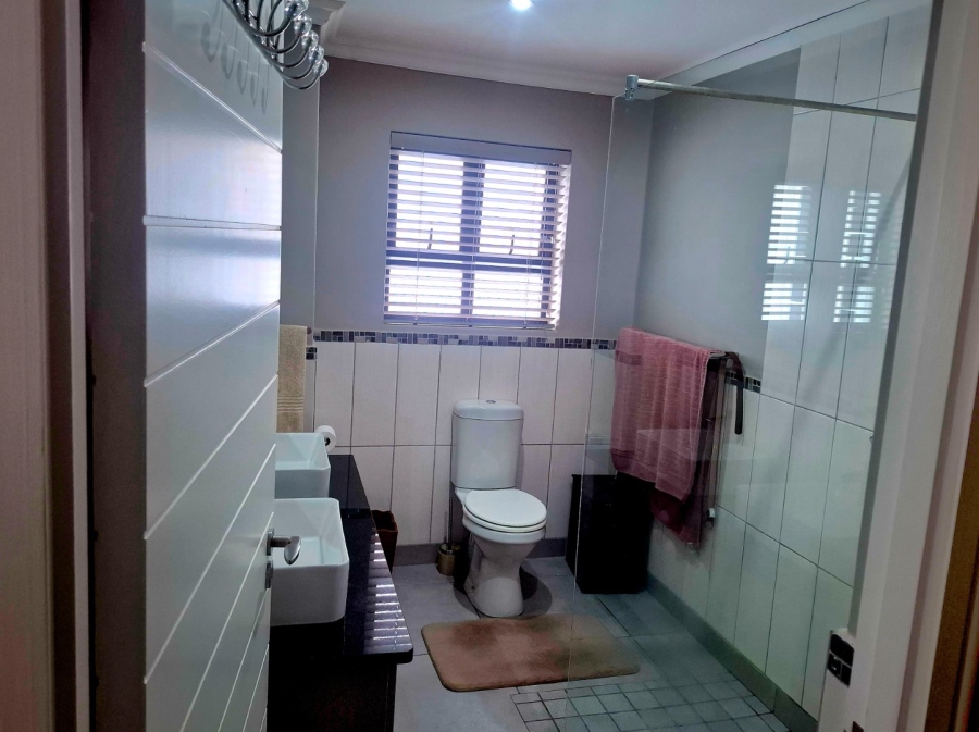 2 Bedroom Property for Sale in Hartenbos Central Western Cape
